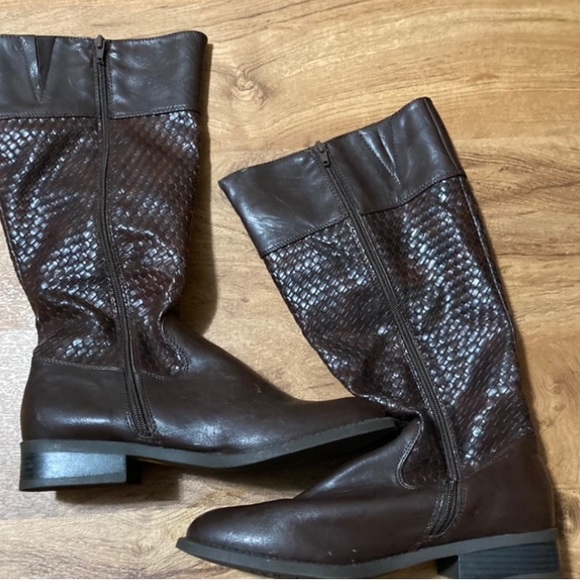 Beautiful boots size 9 - Picture 1 of 4